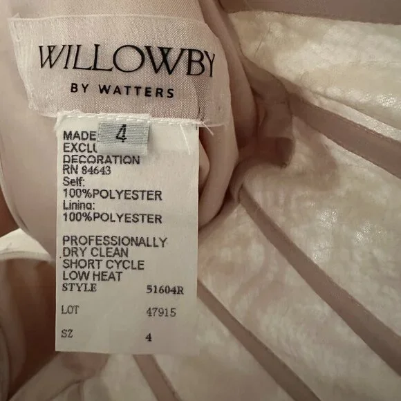 Willowby by Waters Geranium Wedding Dress - size 4, blush lining